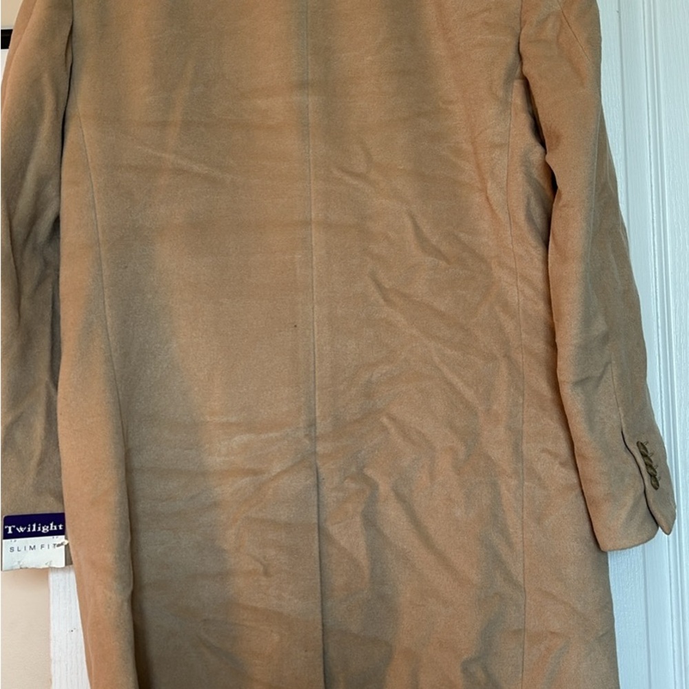 Men’s beige coat size small